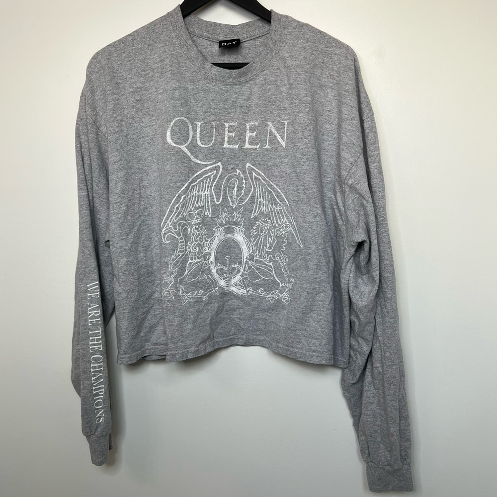Heather Gray Queen Graphic Longsleeve Tee size XL